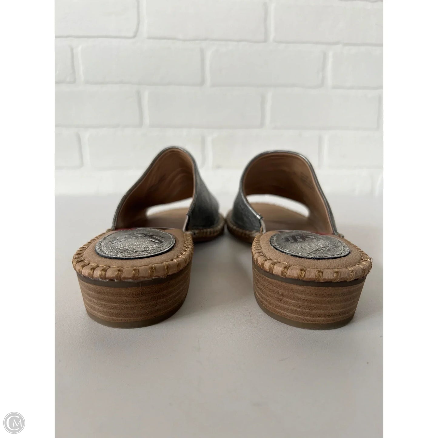 Sandals Flats By Sofft In Grey & Tan, Size: 8