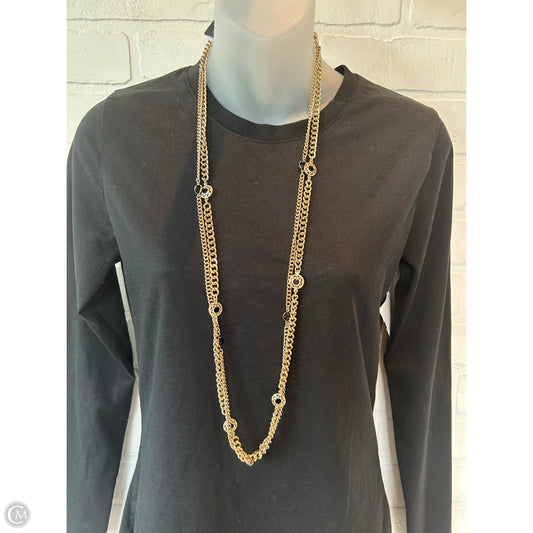 Necklace Layered By Clothes Mentor