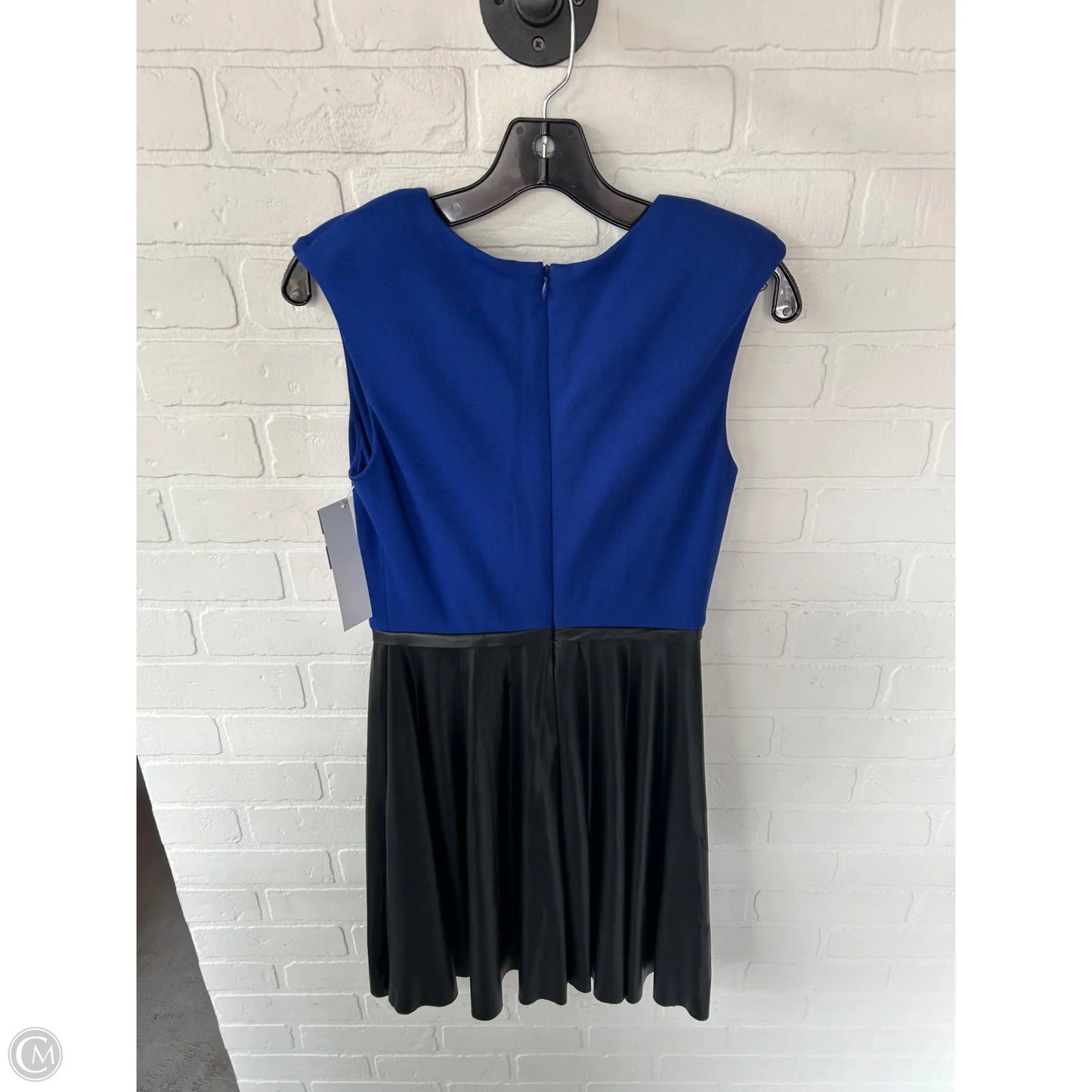 Dress Party Short By Badgley Mischka In Black & Blue, Size: Xs