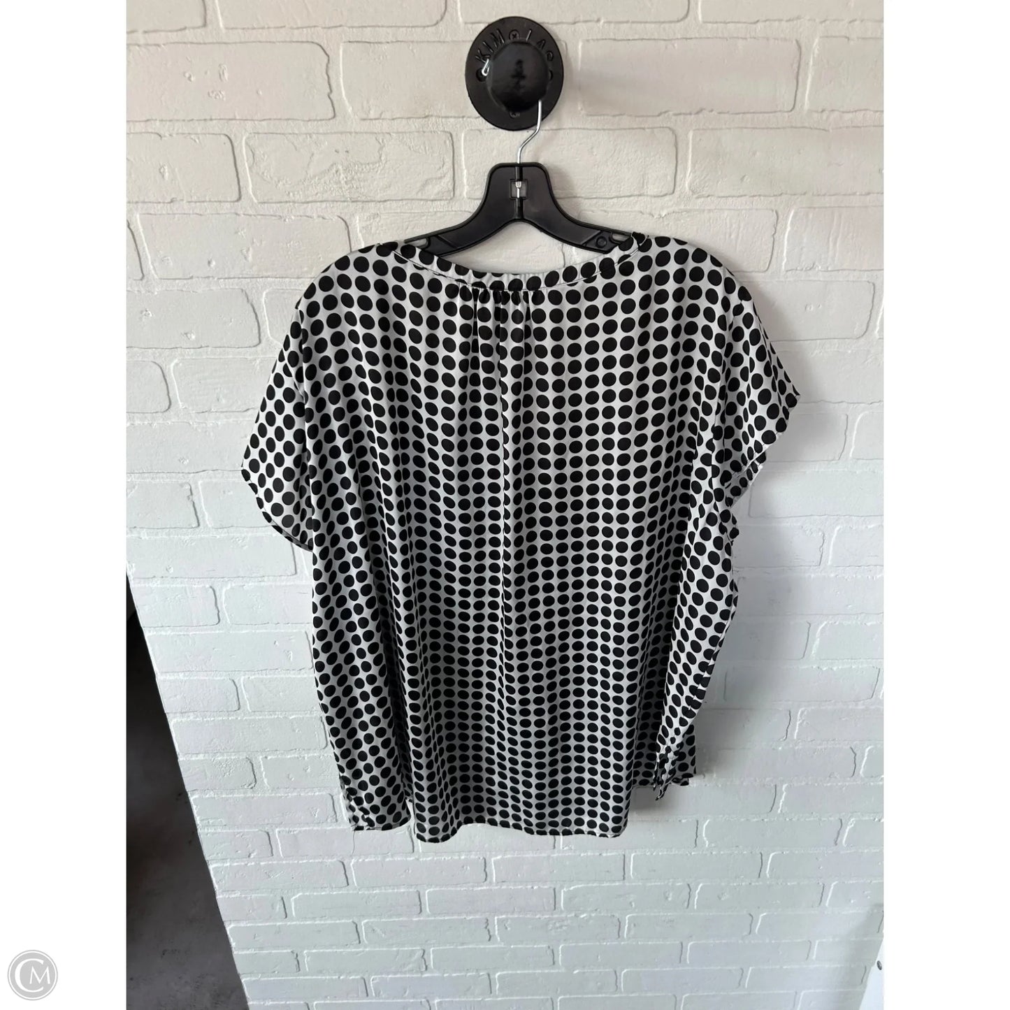 Top Short Sleeve By H&m In black & grey, Size: 3x