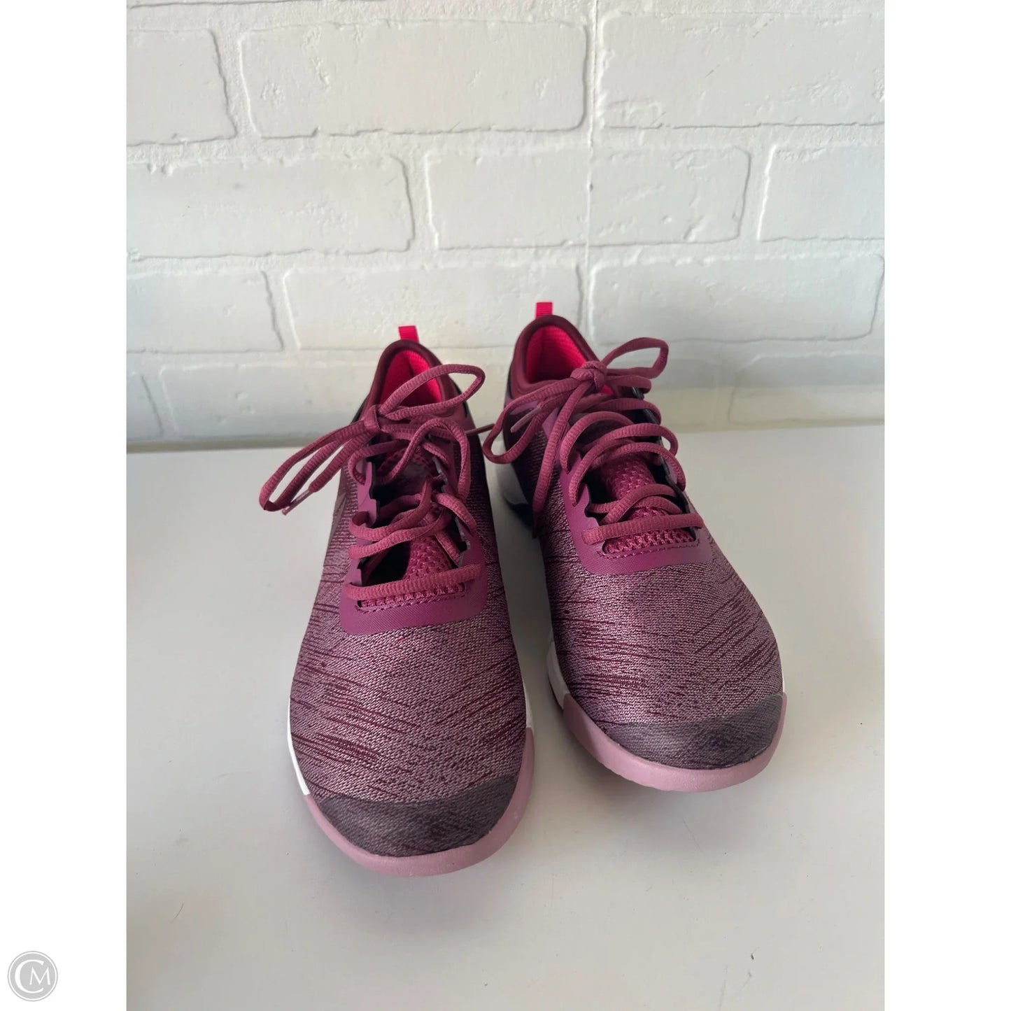 Shoes Athletic By Reebok In Red, Size: 9