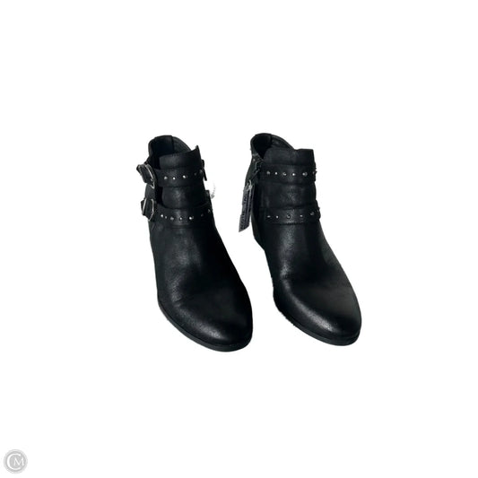 Boots Ankle Heels By Bare Traps In Black, Size: 10