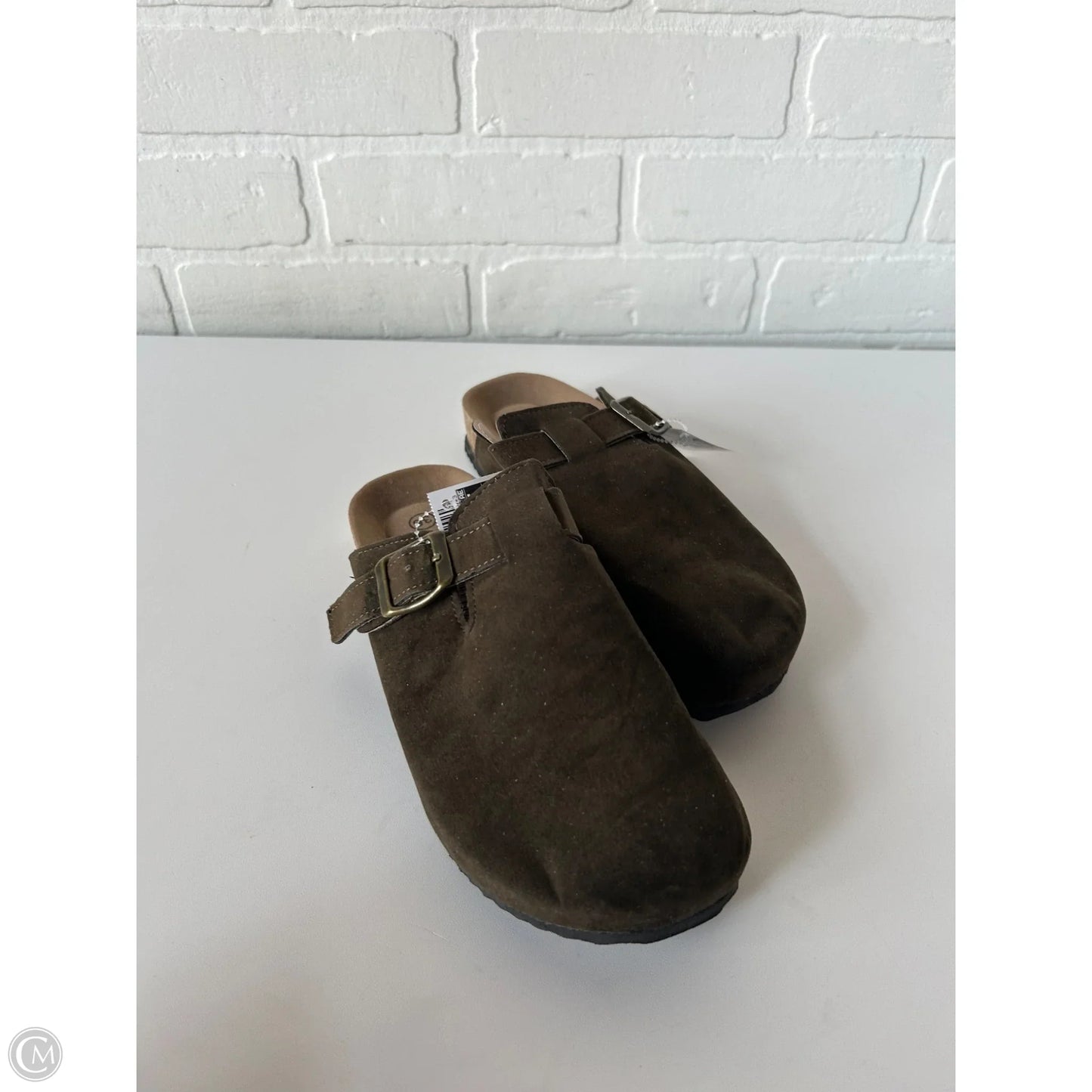 Shoes Flats By Clothes Mentor In Green, Size: 5.5