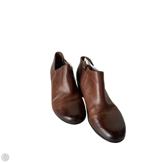 Shoes Flats By Dansko In Brown, Size: 8.5