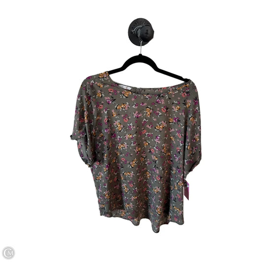 Top Short Sleeve By Maurices In Brown, Size: Xxl