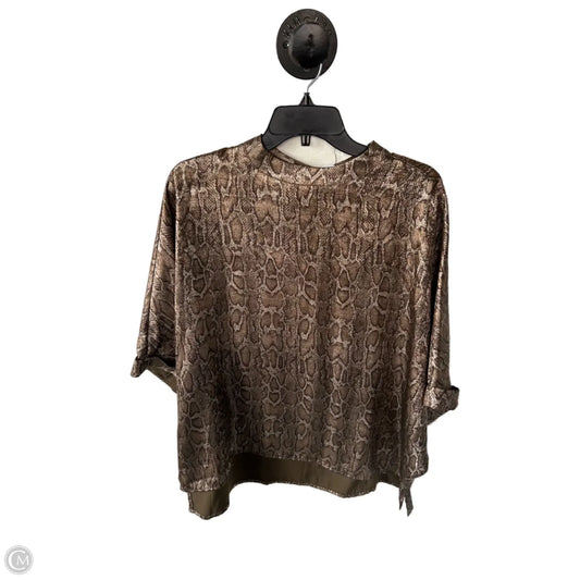 Top Short Sleeve By Glam In Snakeskin Print, Size: L