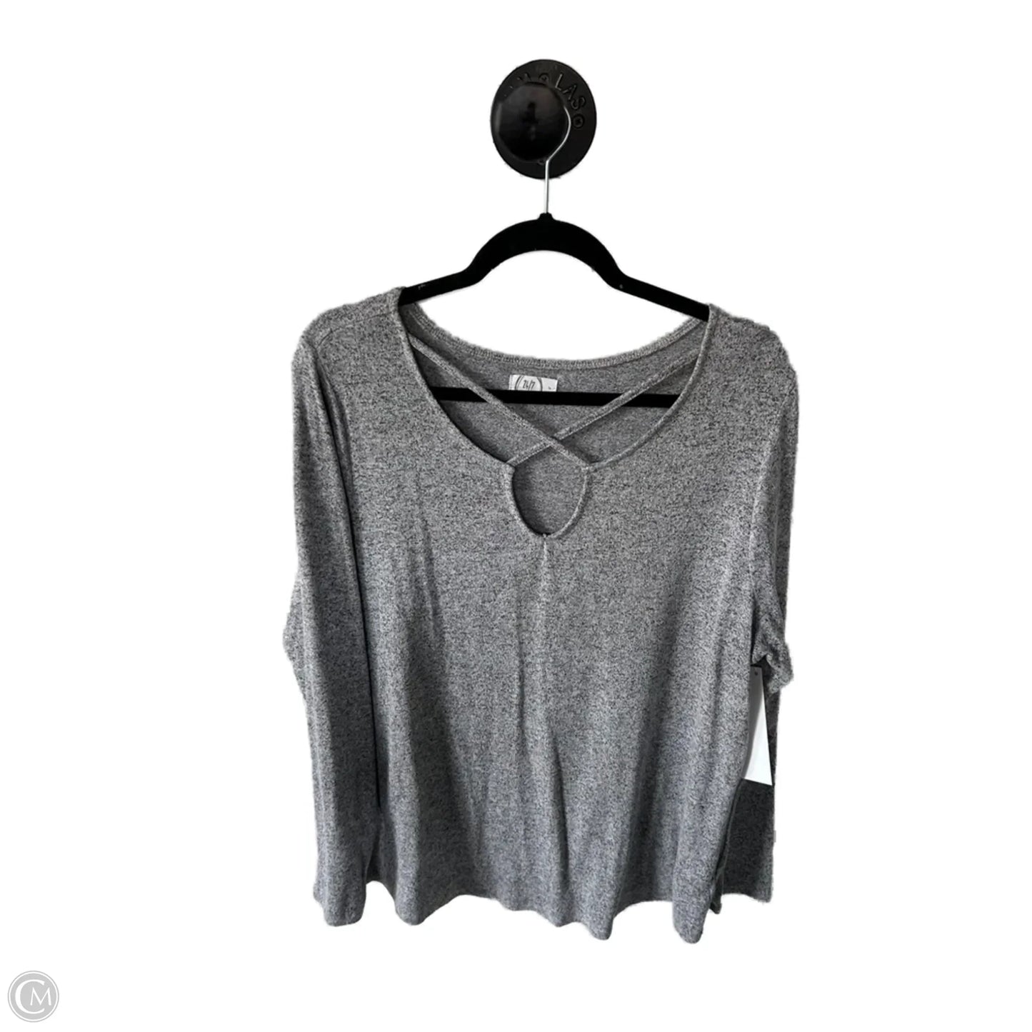 Top Long Sleeve Basic By Maurices In Grey, Size: 1x
