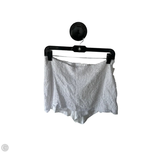 Shorts Designer By Lilly Pulitzer In White, Size: 4