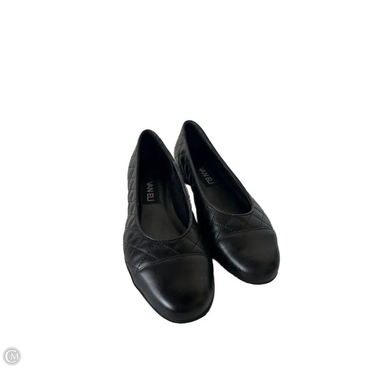 Shoes Flats By Vaneli In Black, Size: 7