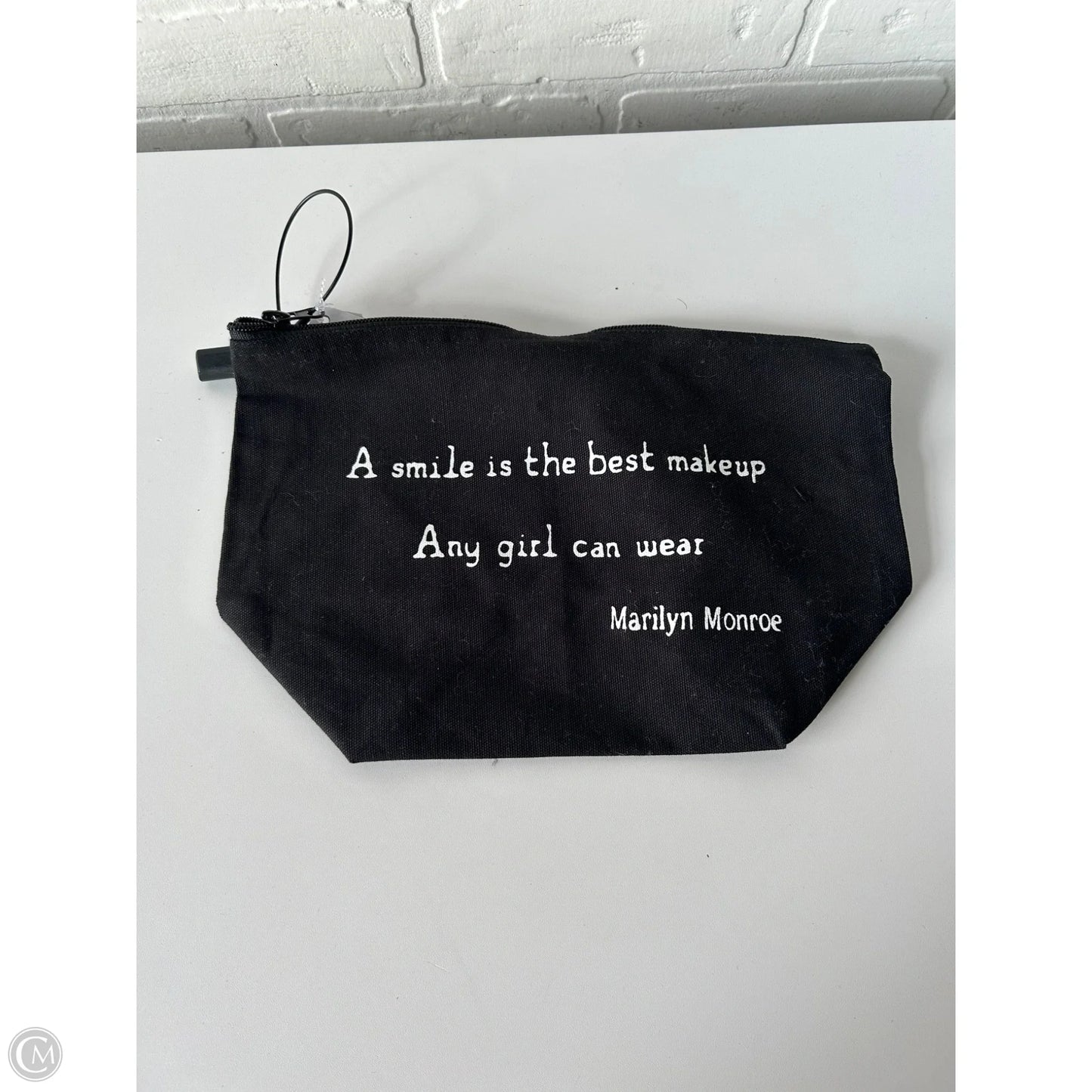 Makeup Bag By Clothes Mentor, Size: Small