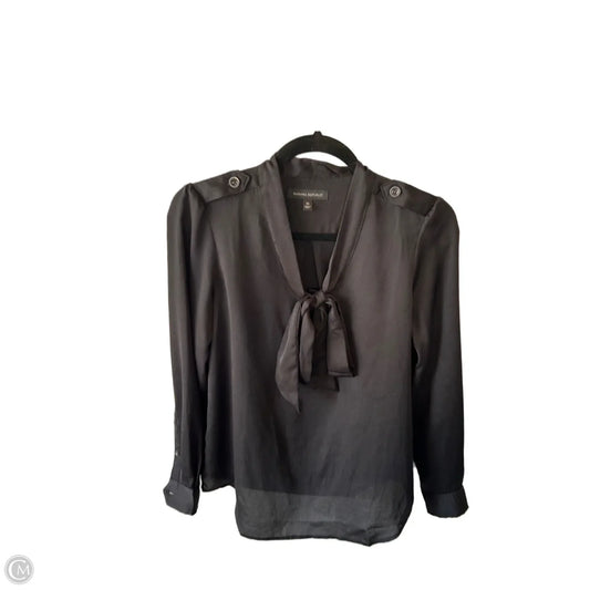 Top Long Sleeve By Banana Republic In Black, Size: Xs