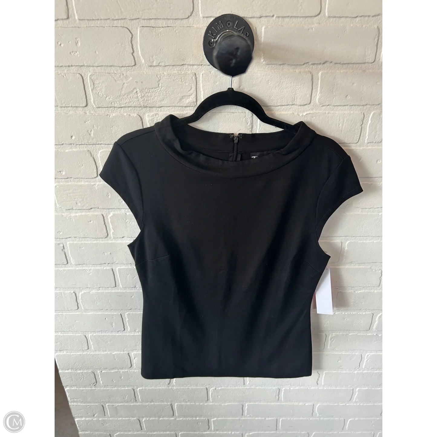 Top Short Sleeve Basic By New York And Co In Black, Size: M