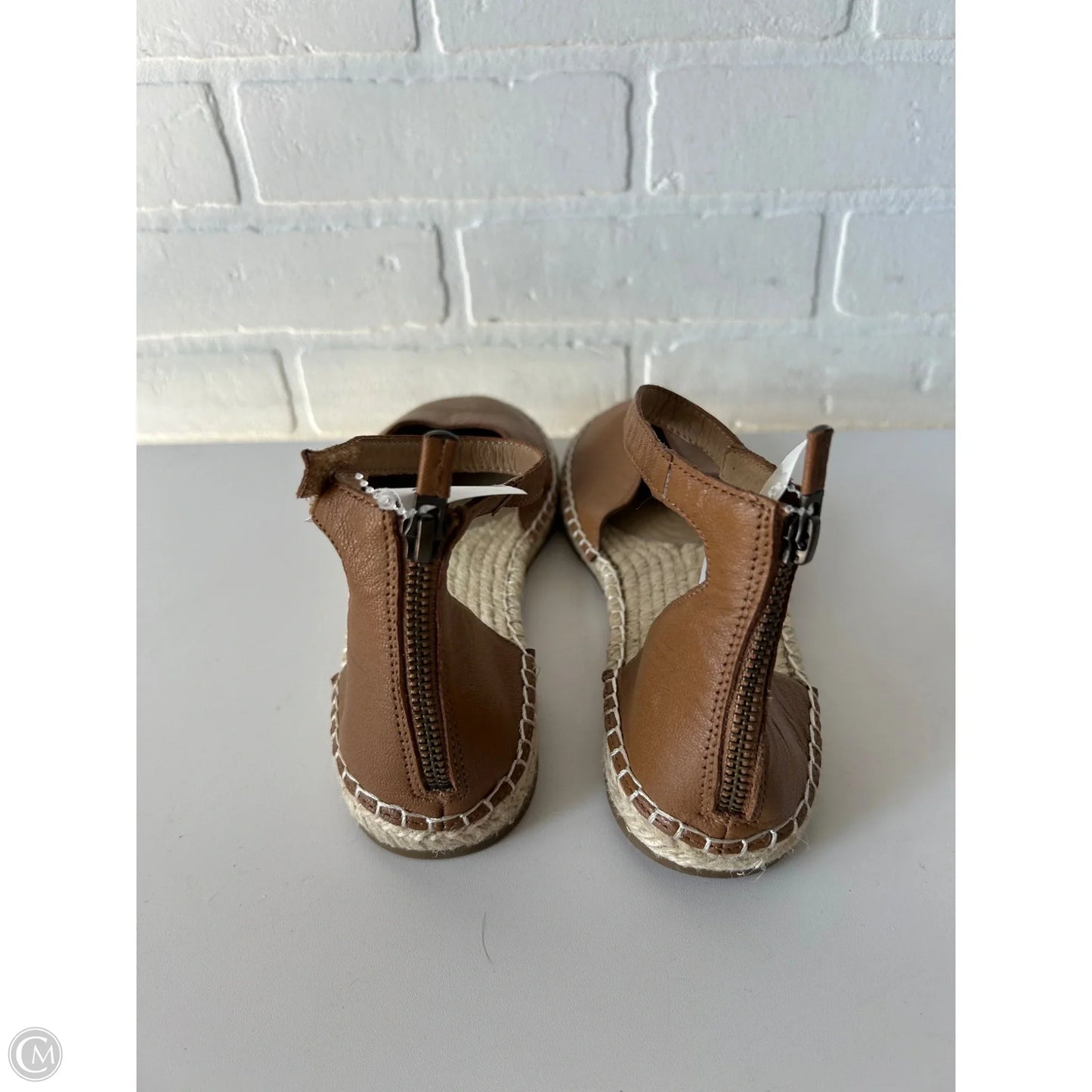 Shoes Flats By Eileen Fisher In Brown, Size: 9