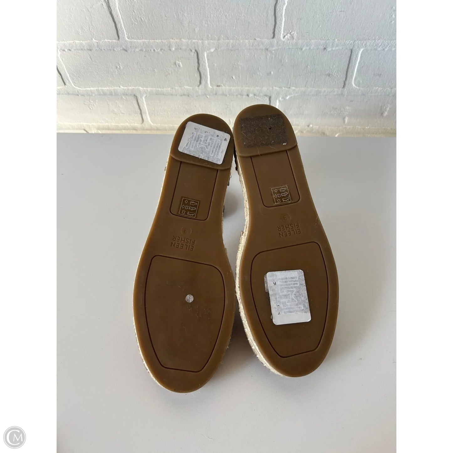 Shoes Flats By Eileen Fisher In Brown, Size: 9