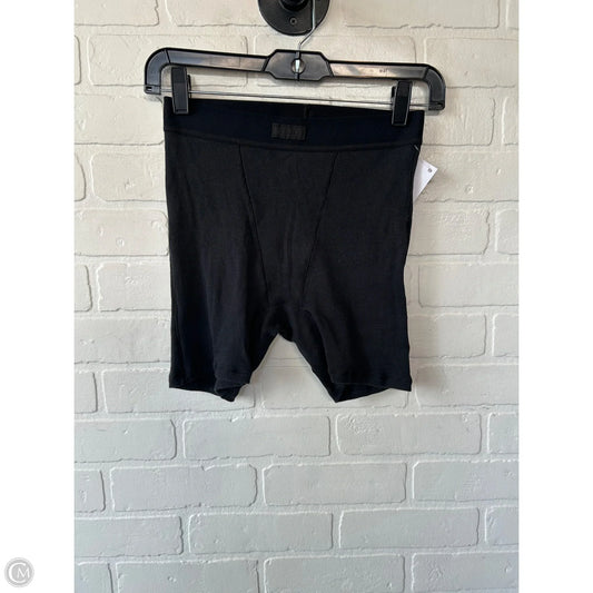 Shorts By Skims In Black, Size: 4