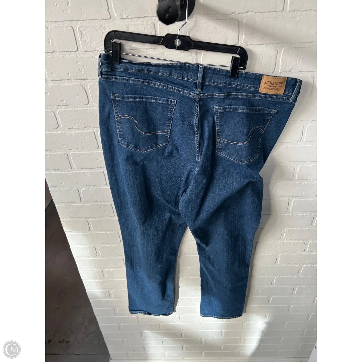 Jeans Straight By Levis Signature In Blue Denim, Size: 22