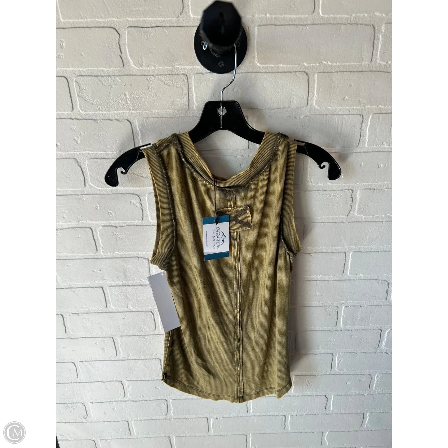 Top Sleeveless Basic By Zenana In Green, Size: M