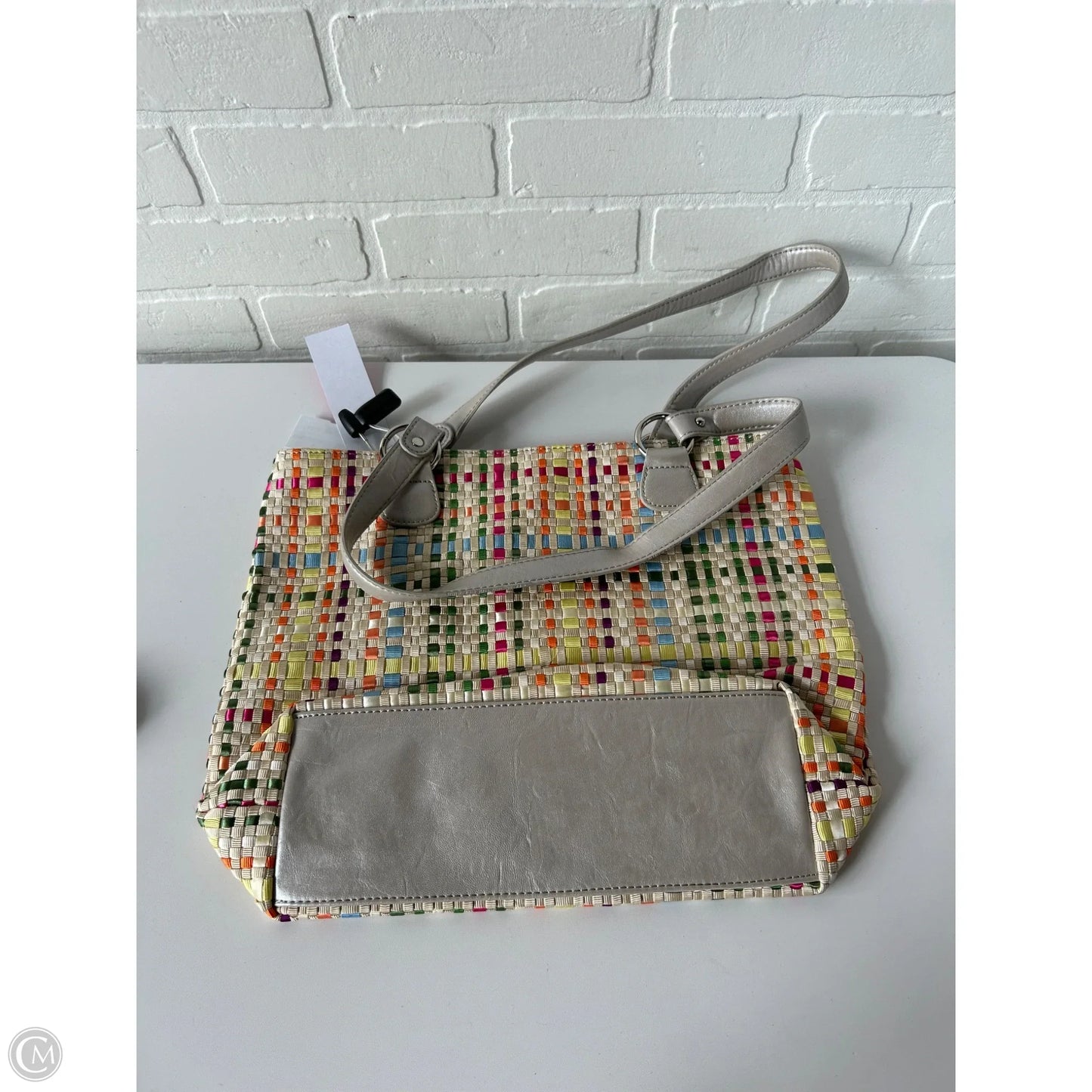 Tote By Clothes Mentor, Size: Medium