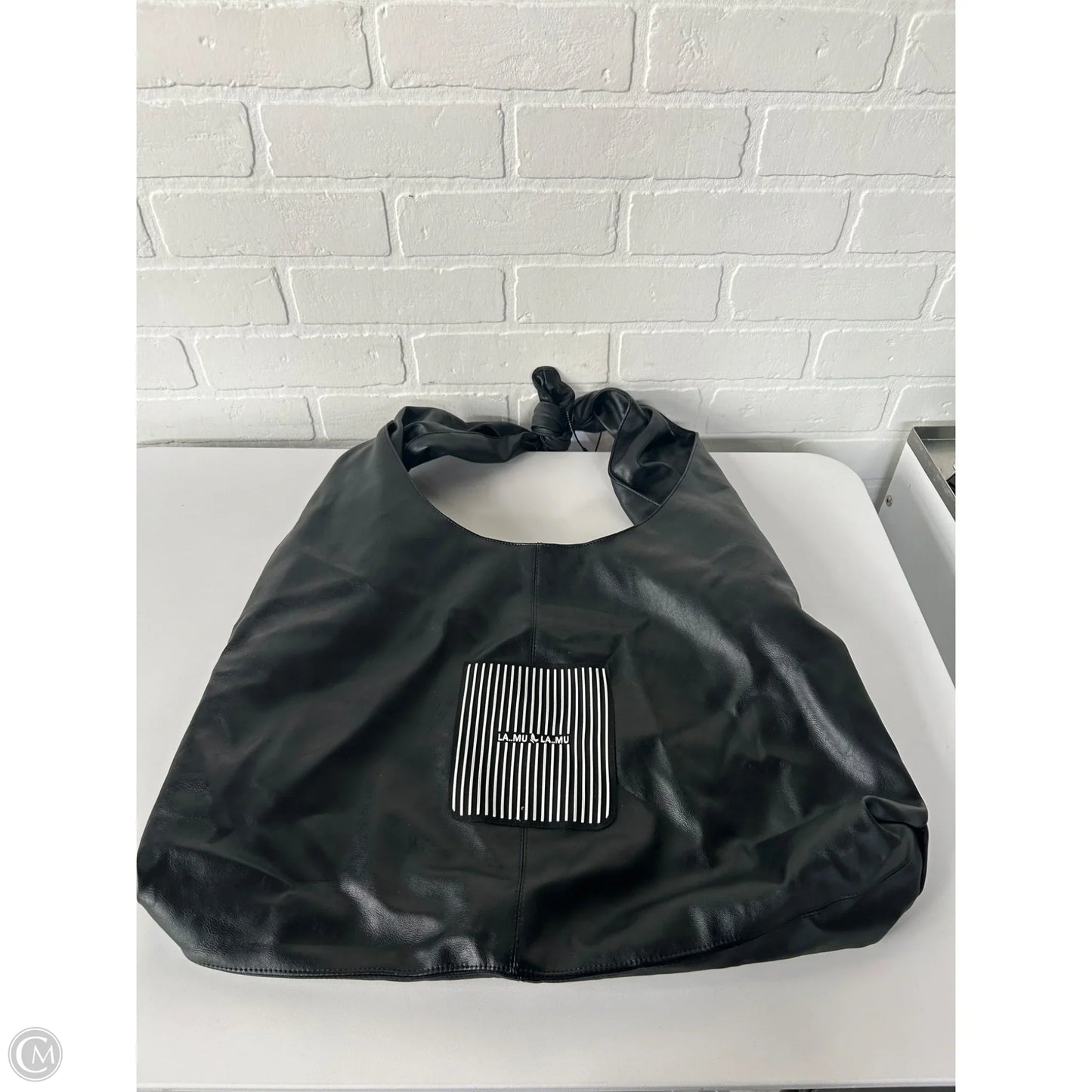 Tote By Clothes Mentor, Size: Medium