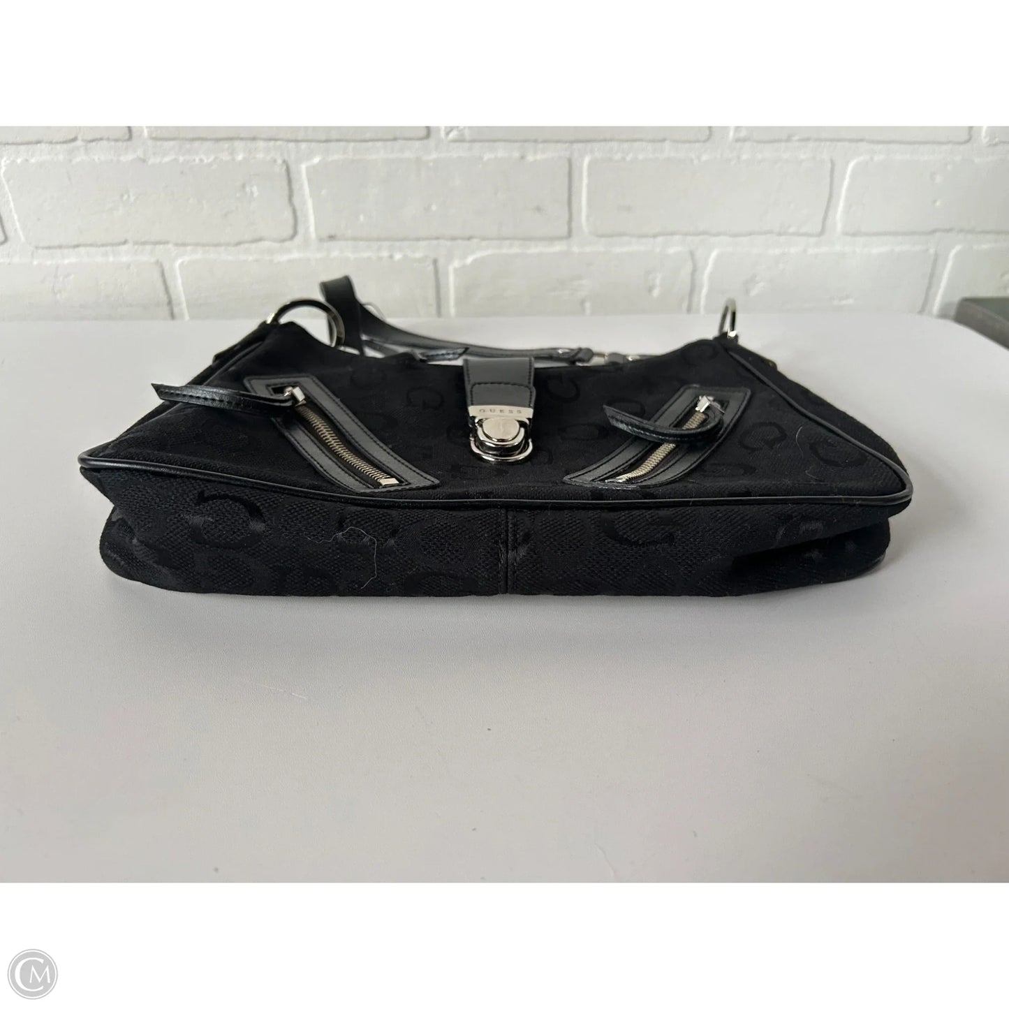 Handbag By Guess, Size: Medium