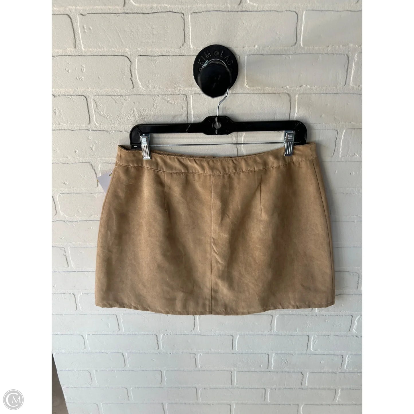Skirt Mini & Short By Divided In Tan, Size: 12