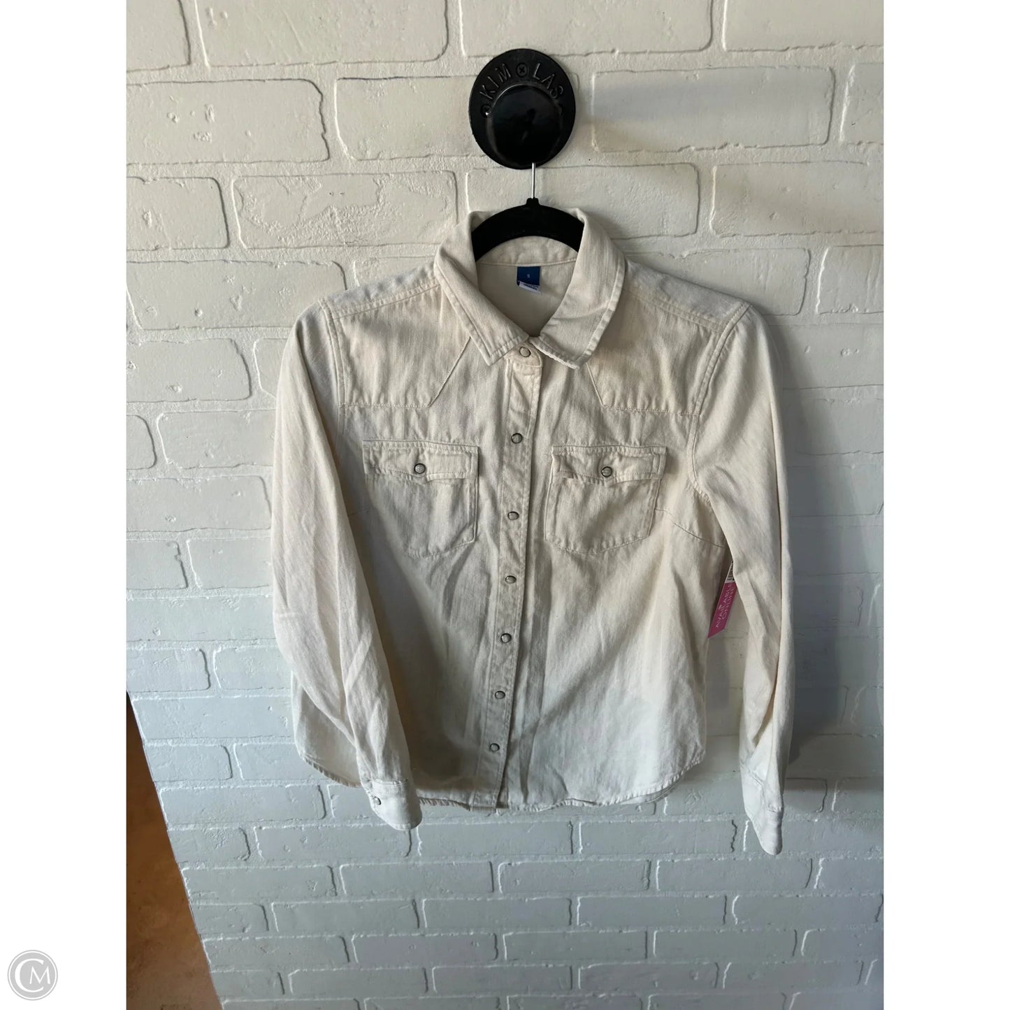 Top Long Sleeve By Old Navy In Cream, Size: S