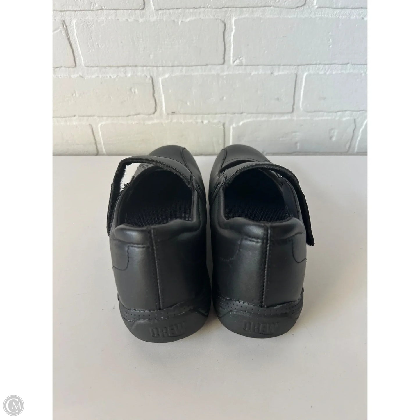 Shoes Flats By Drew In Black, Size: 6