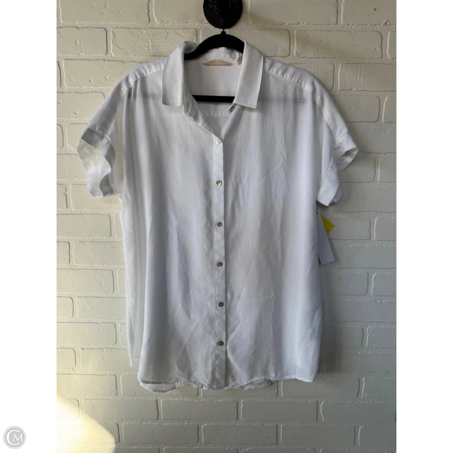 Top Short Sleeve By Soft Surroundings In White, Size: M