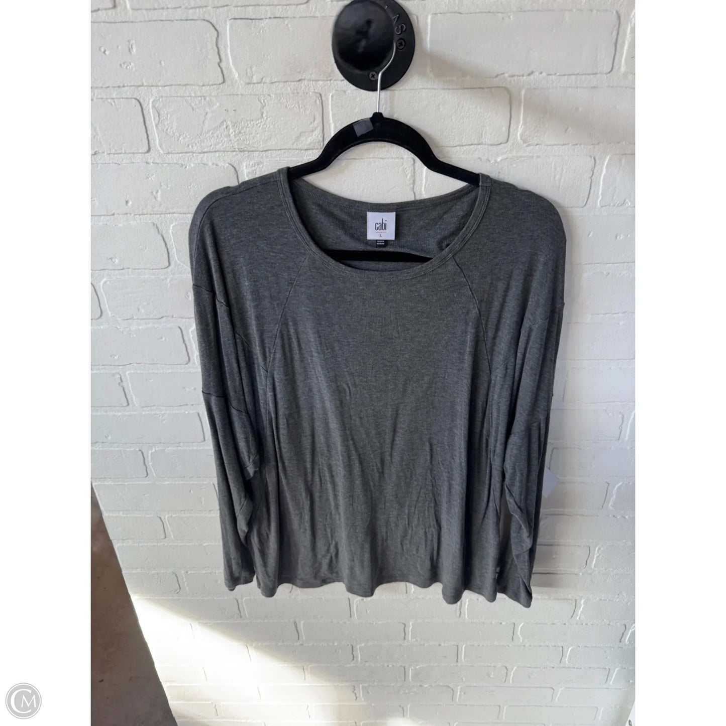 Top Long Sleeve Basic By Cabi In Grey, Size: L