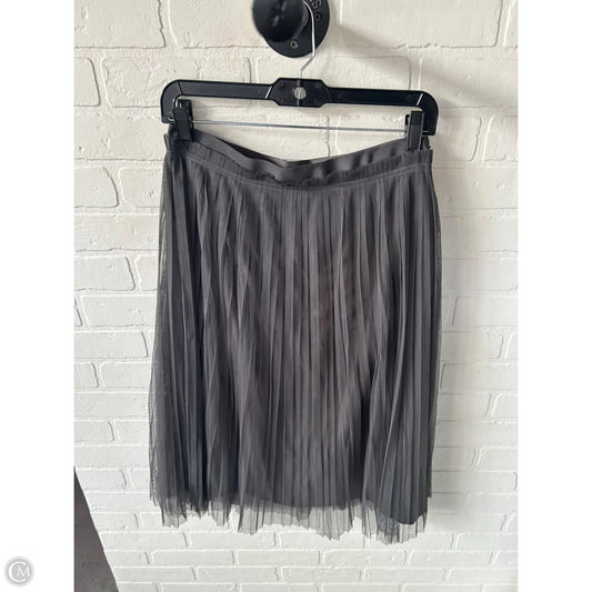 Skirt Midi By Banana Republic In Grey, Size: 4