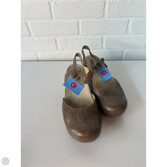 Shoes Heels Block By Dansko In Brown, Size: 11.5