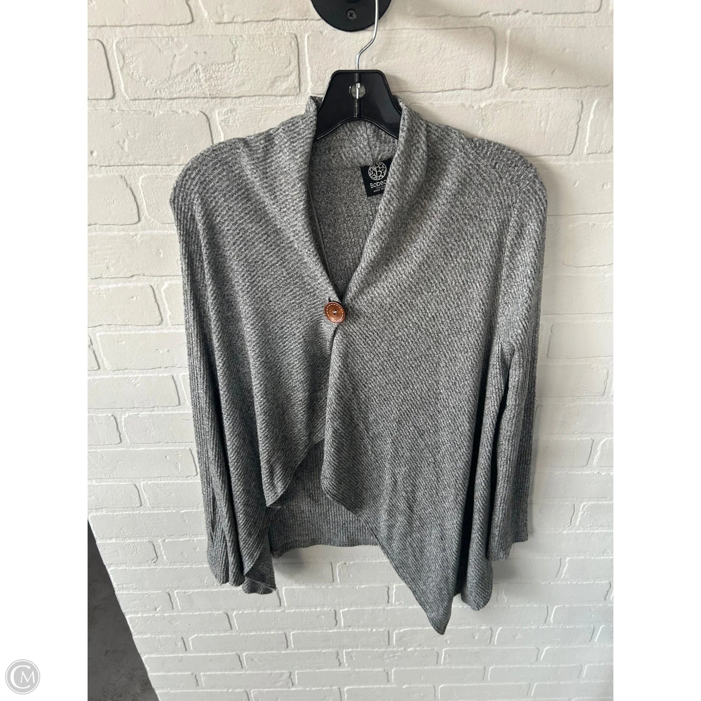 Top Long Sleeve By Bobeau In Grey, Size: Lp