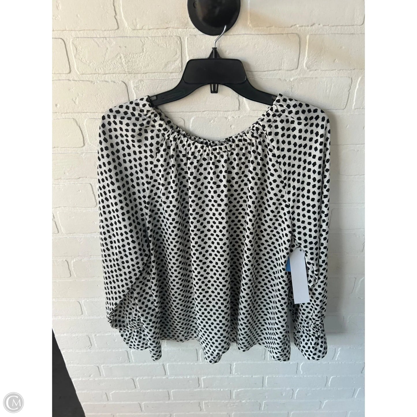 Top Long Sleeve By Banana Republic In Black & White, Size: L