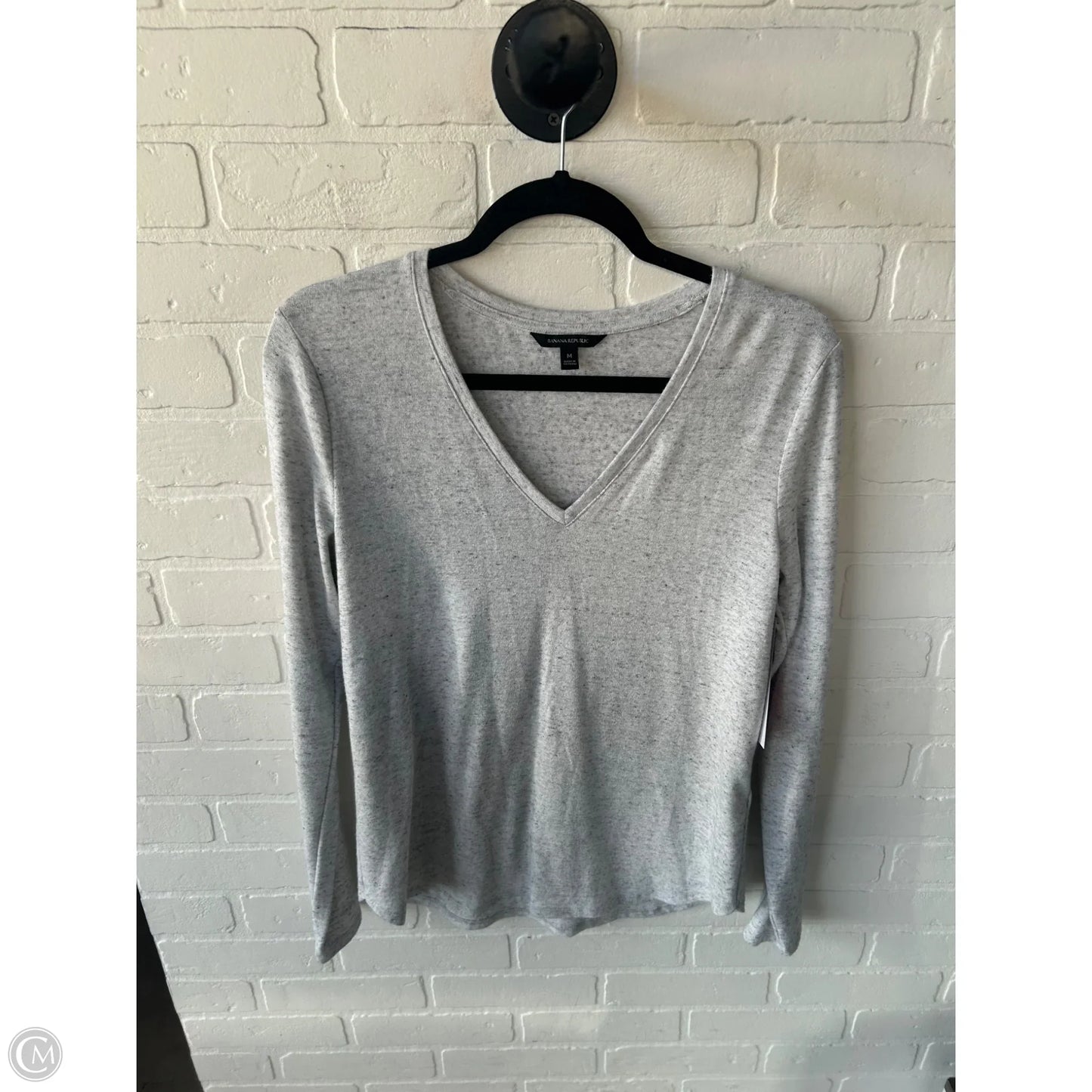 Top Long Sleeve Basic By Banana Republic In Grey, Size: M