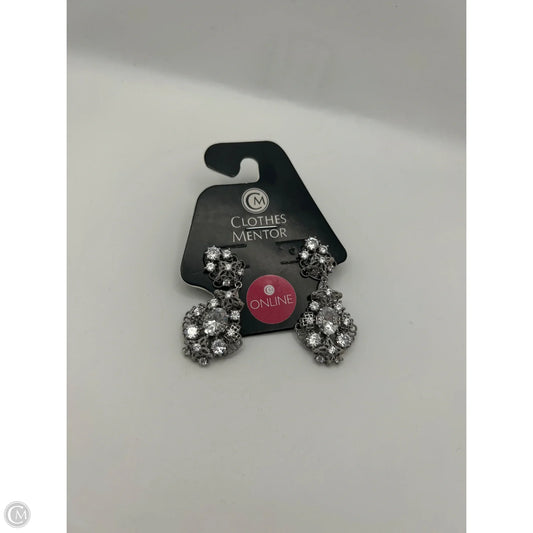 Earrings Dangle/drop By Clothes Mentor