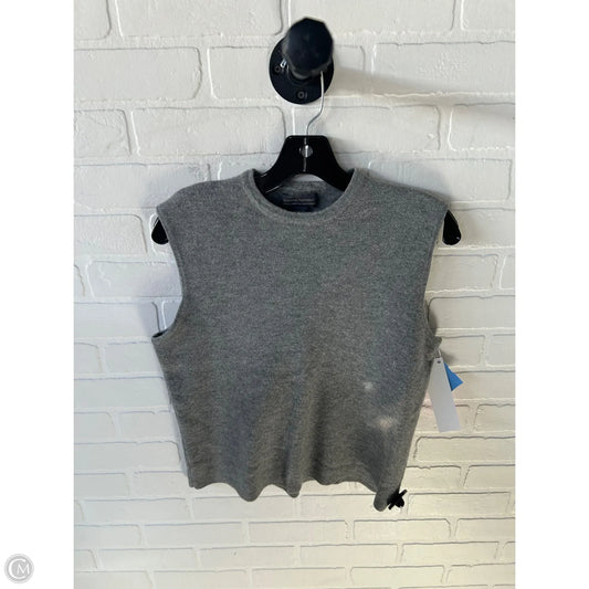 Vest Sweater By Banana Republic In Grey, Size: M