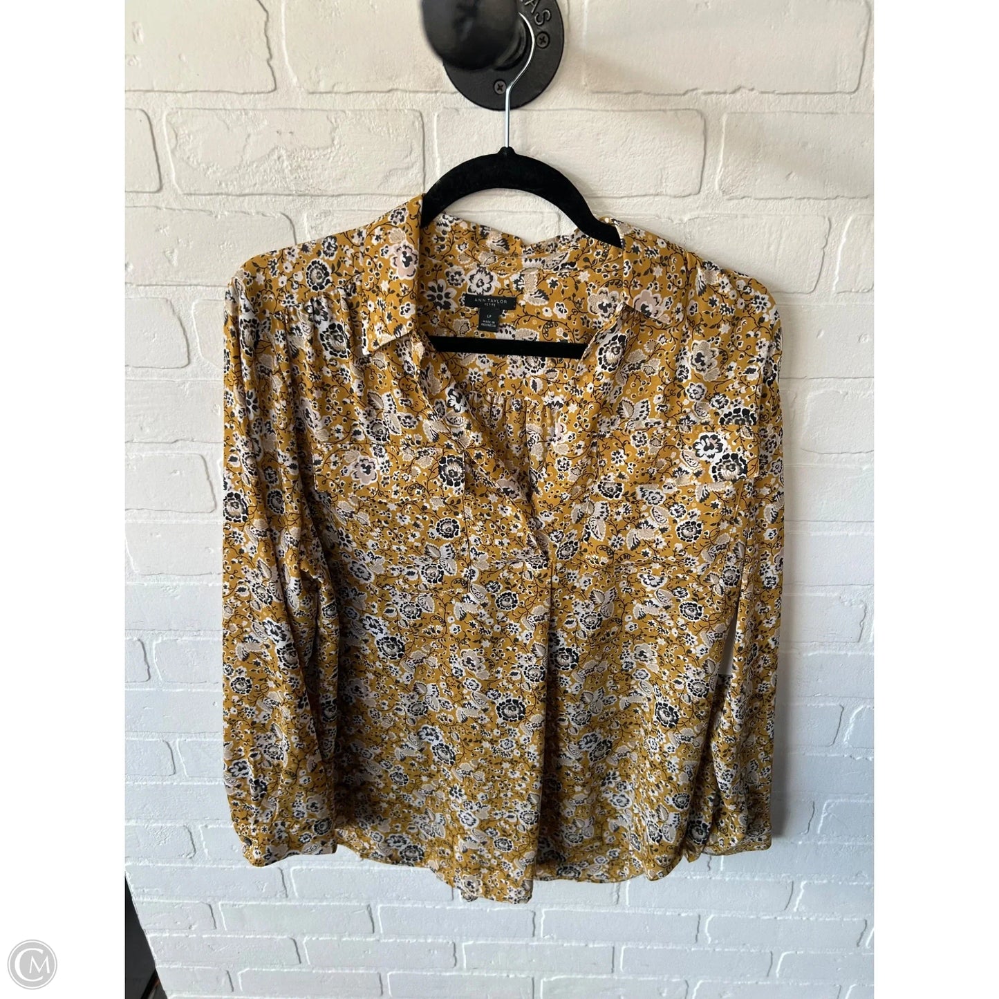 Top Long Sleeve By Ann Taylor In Yellow, Size: Lp
