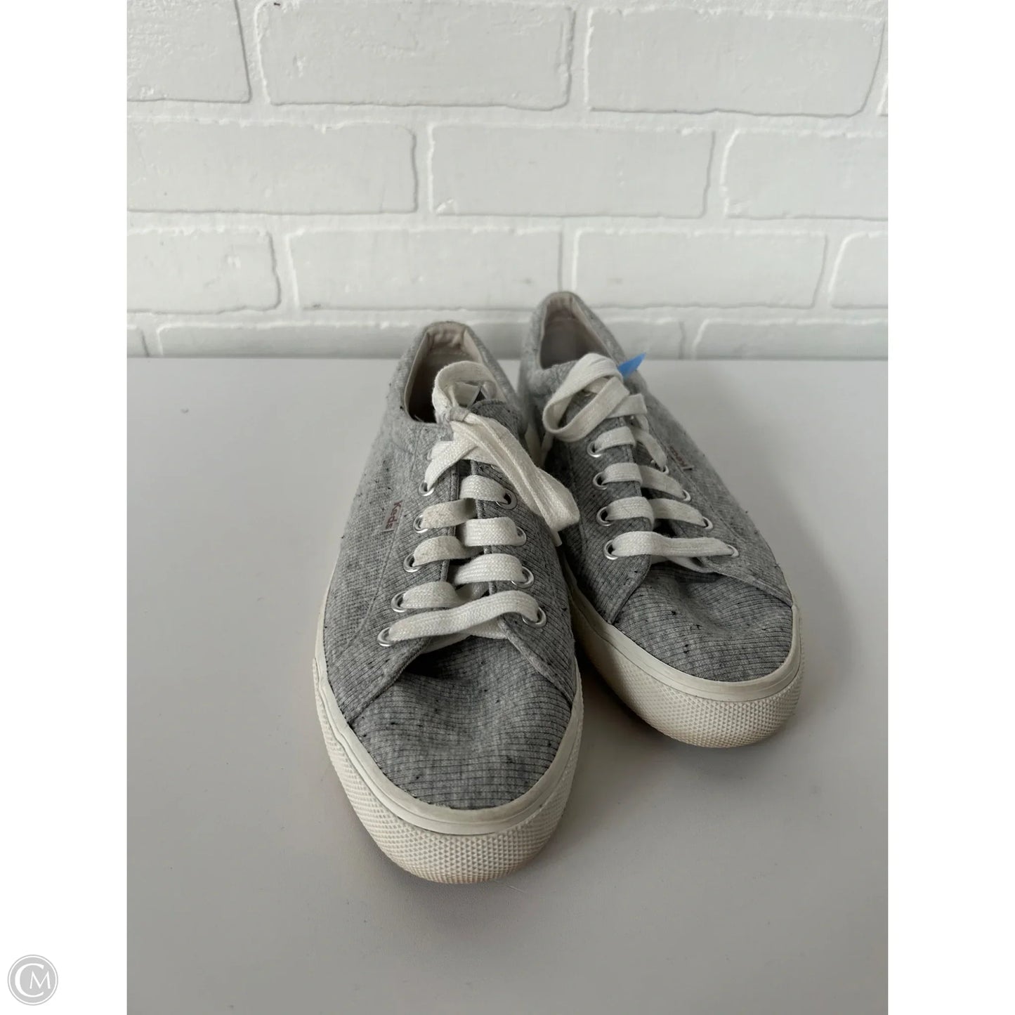 Shoes Sneakers By Keds In Grey & White, Size: 9.5