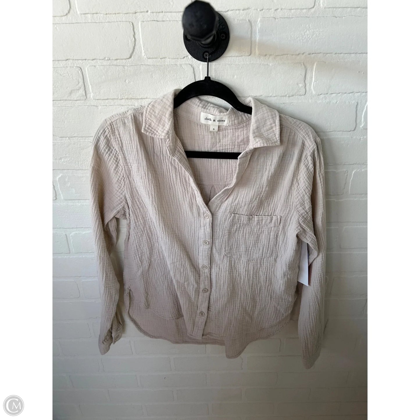 Top Long Sleeve By Cloth & Stone In Tan, Size: S