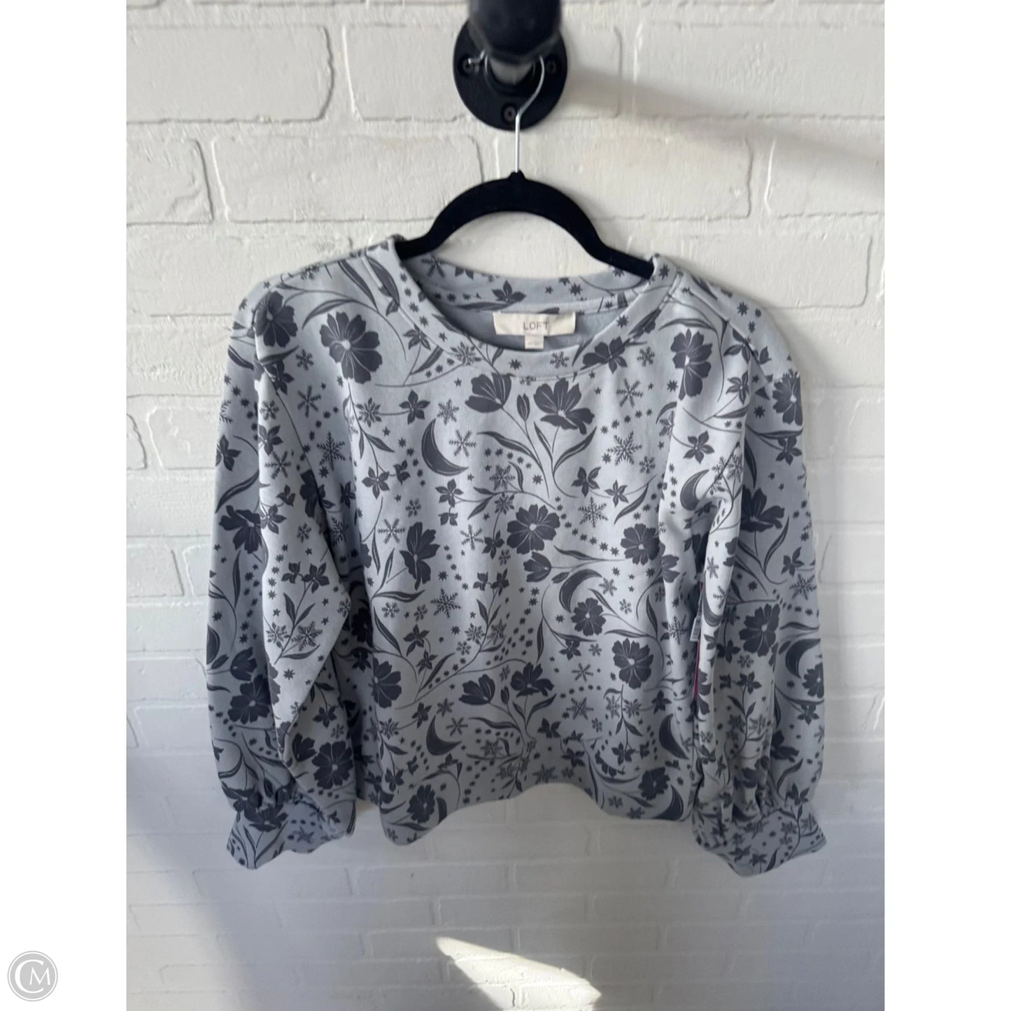 Sweatshirt Crewneck By Loft In Grey, Size: Xs