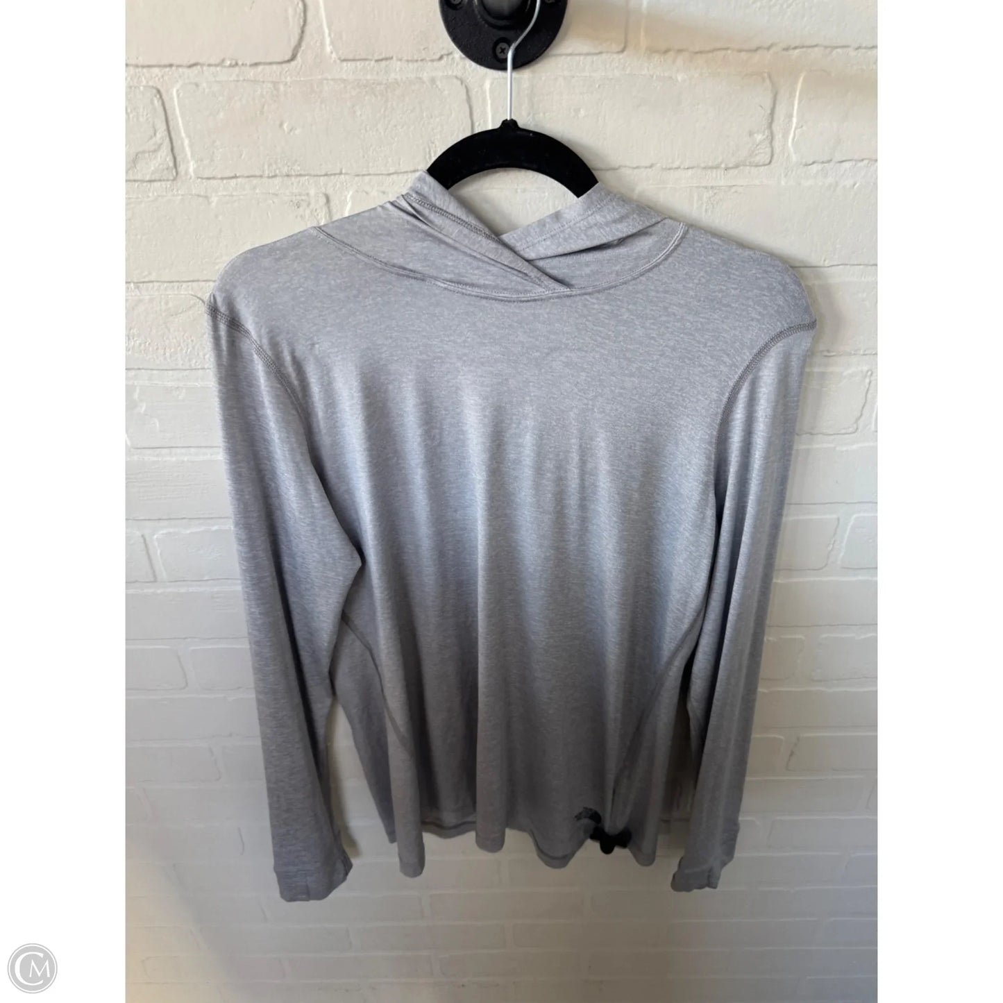 Athletic Top Long Sleeve Hoodie By The North Face In Grey, Size: M
