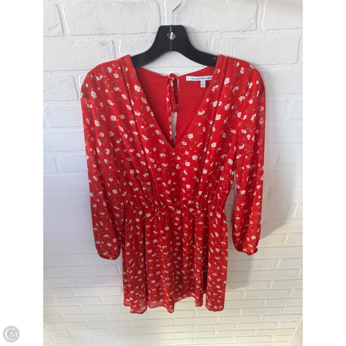 Dress Casual Short By Collective Concepts In Red & White, Size: S