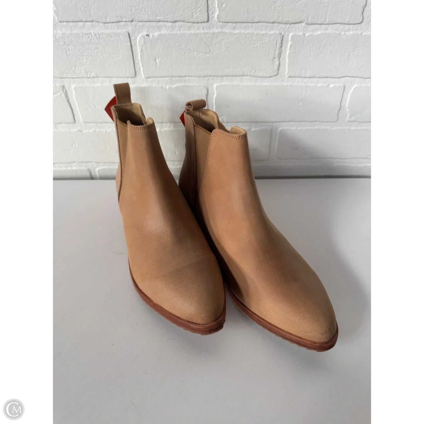 Boots Ankle Flats By Clothes Mentor In Tan, Size: 10