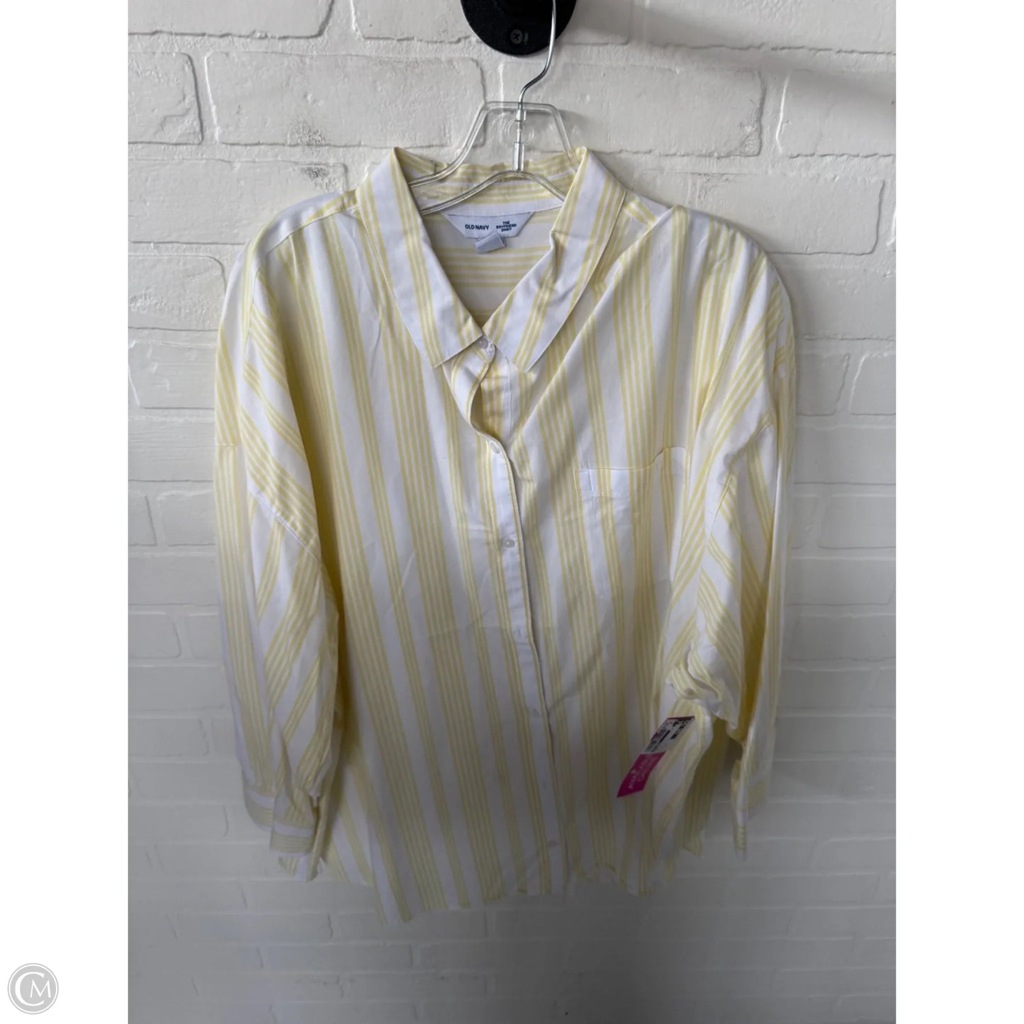 Top Long Sleeve By Old Navy In White & Yellow, Size: Xxl