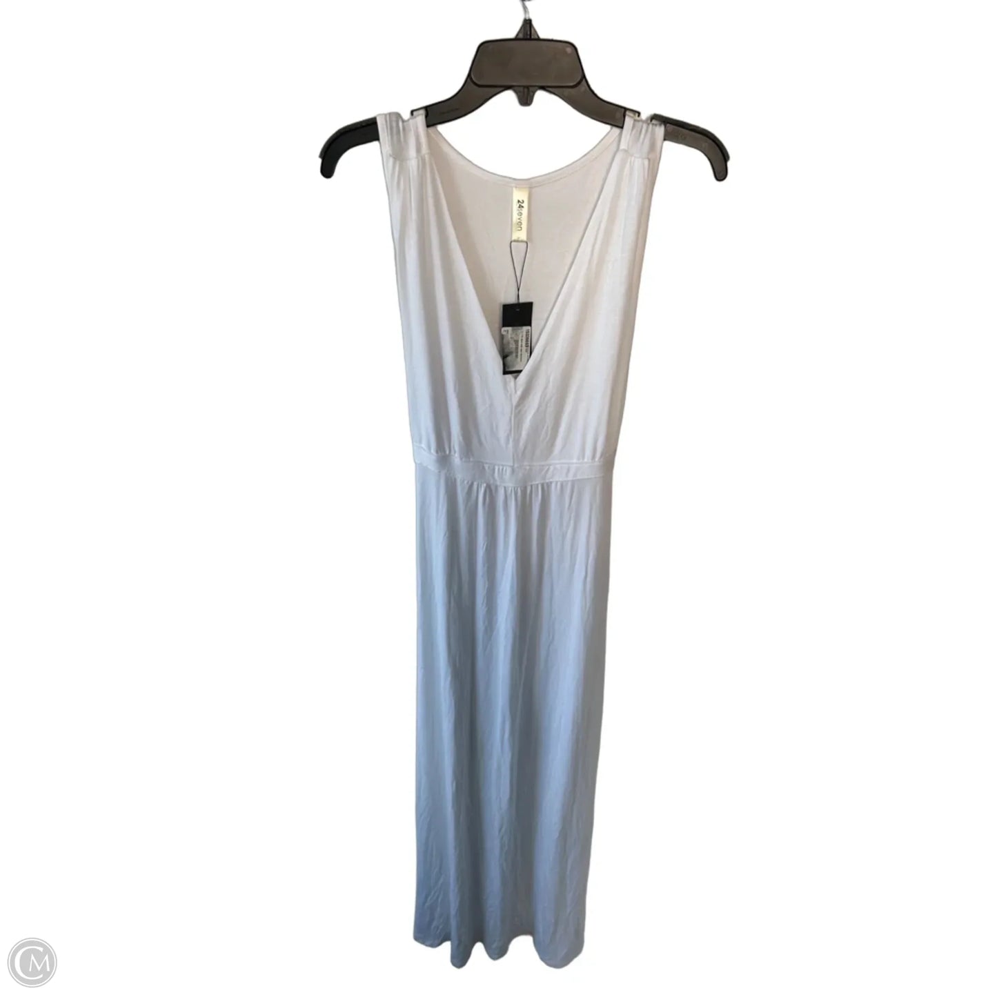 Dress Casual Maxi By Clothes Mentor In White, Size: L