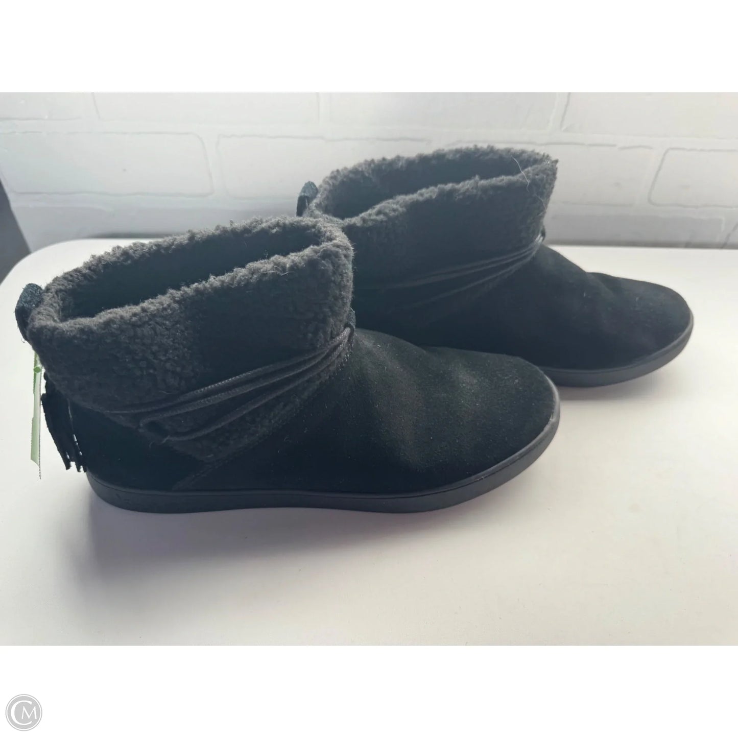 Boots Ankle Flats By Koolaburra By Ugg In Black, Size: 8