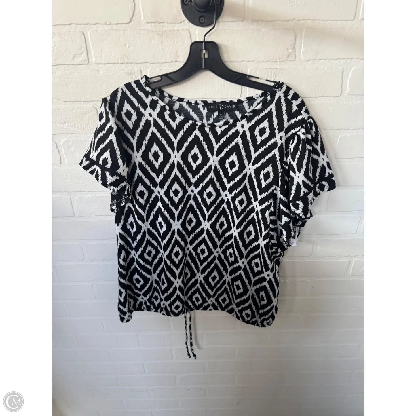 Top Short Sleeve By Fred David In Black & White, Size: Xl