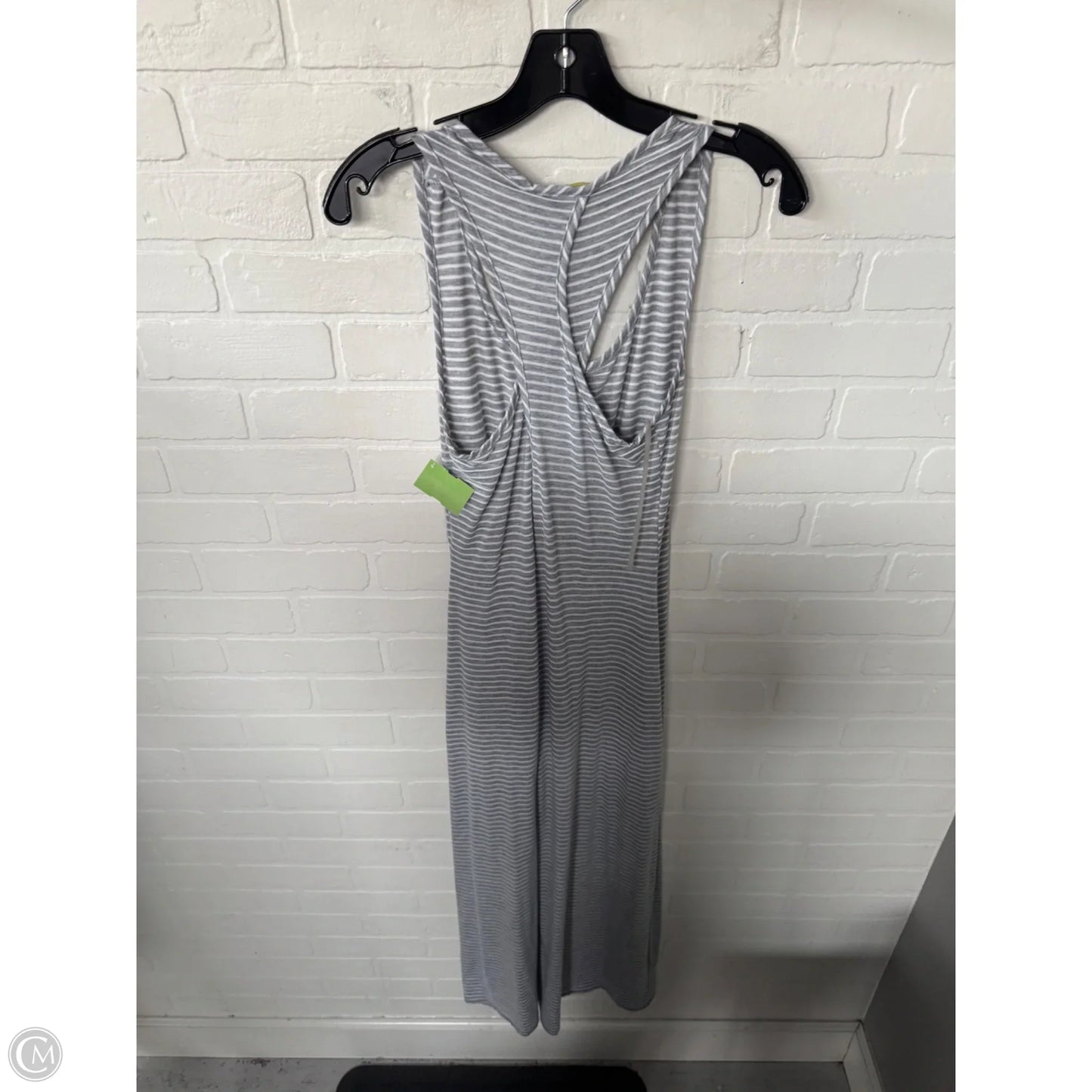 Dress Casual Maxi By Clothes Mentor In Grey & White, Size: M