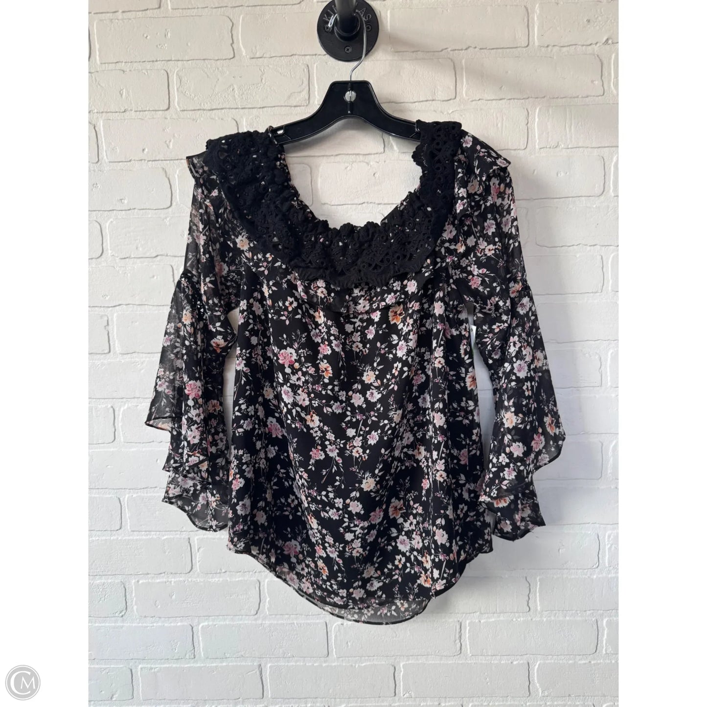 Top 3/4 Sleeve By White House Black Market In Black & Cream, Size: S