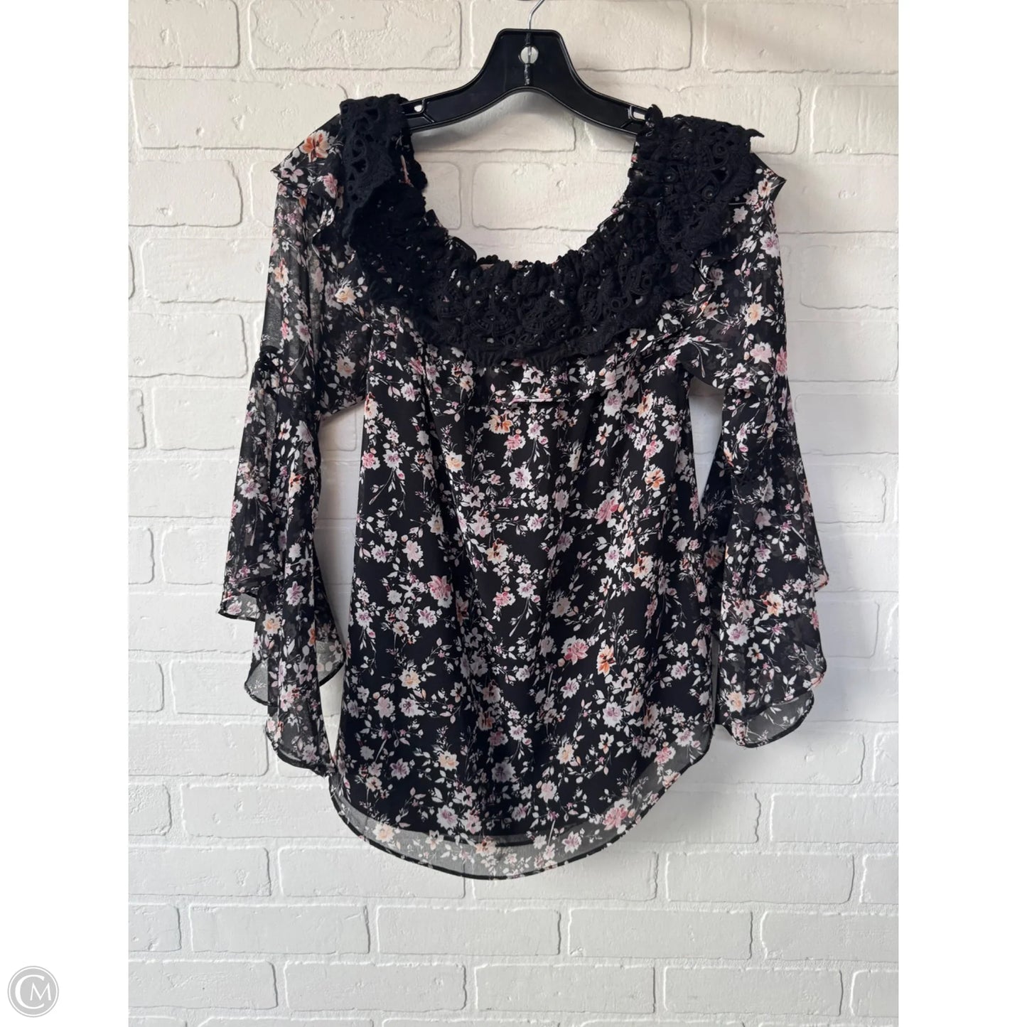 Top 3/4 Sleeve By White House Black Market In Black & Cream, Size: S